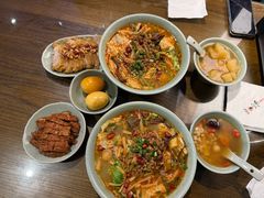 -粉家柳州螺蛳粉(杨宅路店)