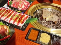-喜牛烧肉酒场·黑金店(威高广场店)