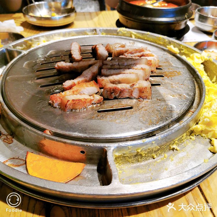 这么热的中午也是挡不住吃货的