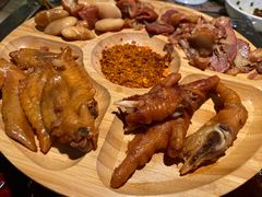 -月满大江火锅(总府路店)