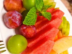 -塞纳河法国餐厅(意式风情街店)