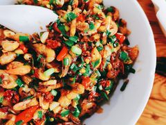 韭菜炒河虾-笨罗卜浏阳菜馆(星沙店)