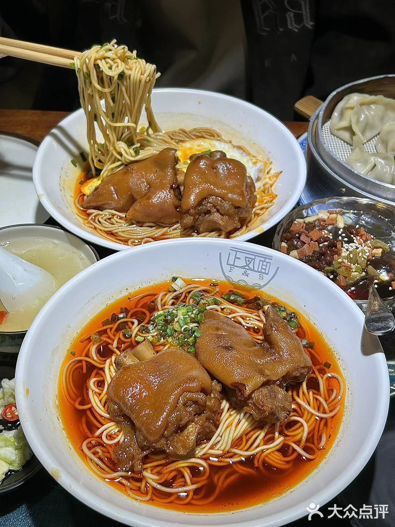 成都也吃到狂飙强哥同款猪脚面！太香了啊啊