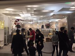 门面-奈雪的茶(市百一店)