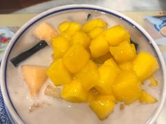 -广信牛奶甜品世家(台东店)