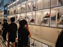 -NIKE品牌体验店(南京东路店)