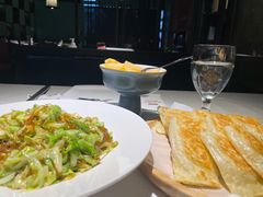 炝炒圆白菜粉丝-旺顺阁鱼头泡饼(常营店)