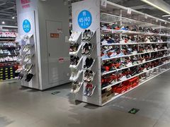 -唯品会(北京国瑞城店)