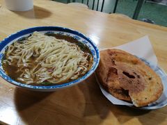 -魏旺湖北正宗牛肉面(硚口公园店)