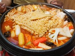 韩国部队锅-幸屿 创意料理(永嘉天地店)