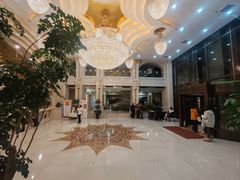 -碧中海汤泉汗蒸酒店