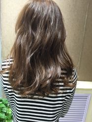 -明洞造型精品烫染