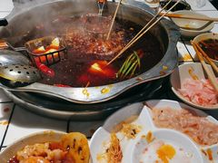 -鼎伙伙火锅串串·10年品牌传承(白象居总店)