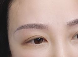 -本小姐美学·半永久纹眉野生眉