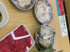 -杨老板·海鲜集市火锅·鲜切牛肉(中防万宝店)