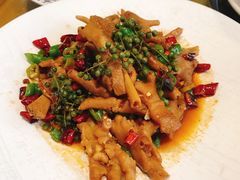 小炒鸡爪-三姐妹餐厅(曲江店)