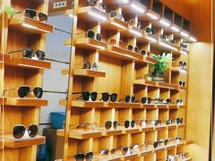 -宝丽眼镜(湖墅店)