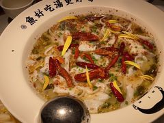 -江渔儿酸菜鱼(奥园广场金发购物中心店)