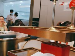 大堂-海底捞火锅(长宁路龙之梦店)