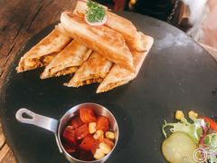 -HIGH FIVE哈福手工汉堡(桂林路店)