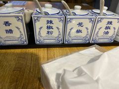 -鑫花溪牛肉米粉(人民广场店)