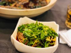 石锅脑花-情妹耙泥鳅·江湖川菜(科华店)