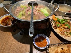 -肖四女乐山跷脚牛肉(世博源店)