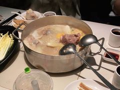 -肥仔文澳门猪骨煲(南京西路店)