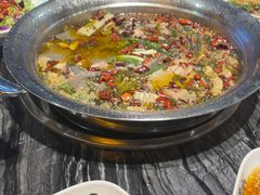 -老船舫·现做活鲜鱼馆(东郊记忆店)