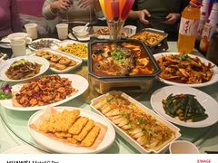 -巴特餐饮6加1音乐餐吧·新疆菜