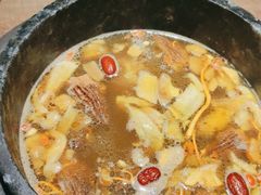 -蘑界·野生菌火锅(深业上城店)