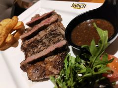 -LENBACH兰巴赫西餐啤酒坊(大连东港店)