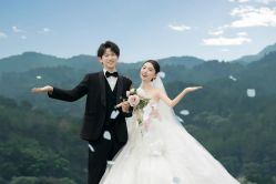 -青禾蒙娜丽莎婚纱摄影(武汉总店)