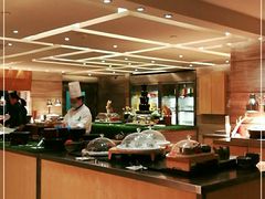 自助取餐区-北京王府井希尔顿酒店·万斯阁西餐厅