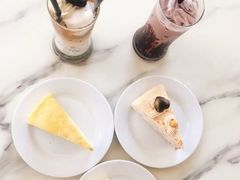 -Nadeje(Plaza Mahkota)