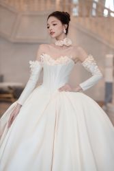 -Lady  Jane高端婚纱礼服馆