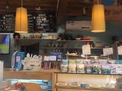 -猫的天空之城概念书店(丽江古城饮玉巷店)