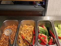 -左庭右院鲜牛肉火锅(浦江欢乐颂店)