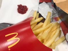 -麦当劳(轻轨曹杨路店)
