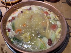 -洱火云南酸菜牛肉火锅(石景山当代商城店)