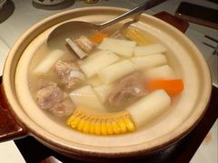 胡萝卜排骨汤-炳胜品味(深圳万象城店（罗湖）)