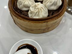 -老西白点心店