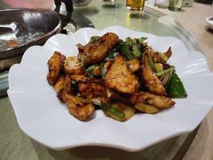 黑椒焗鱼骨-红日饭店(裕隆三路店)