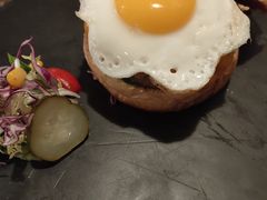 -HIGH FIVE哈福手工汉堡(桂林路店)