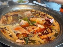 -老船舫·现做活鲜鱼馆(东郊记忆店)