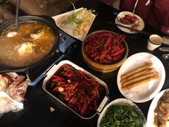 -聚汇三少·龙虾·中餐厅(莫邪路新天地店)
