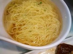 -新大咀港式茶餐厅(宝山万达店)