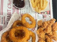 -The Habit Burger Grill 哈比特汉堡(世博店)
