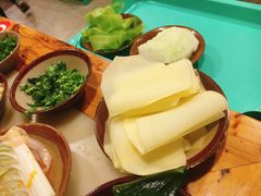 -黄潇洒老火锅(九眼桥宏济巷店)