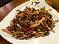 -小厨子私房菜·云南美食店